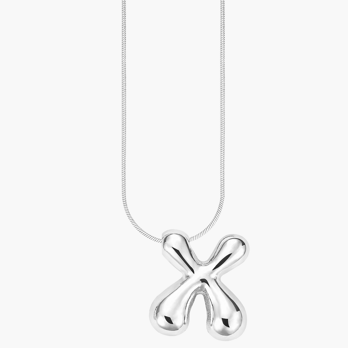 Colar Inicial com Letra em Bolha Prateada Brilhante
