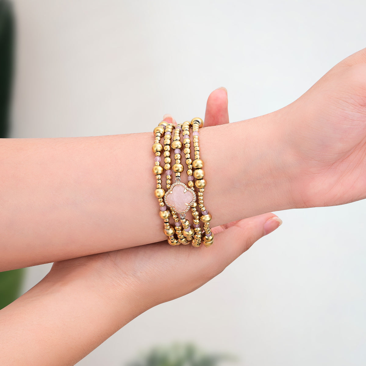 Pulseira Elástica Elegância Quartzo Rosa Encantado para Apple Watch