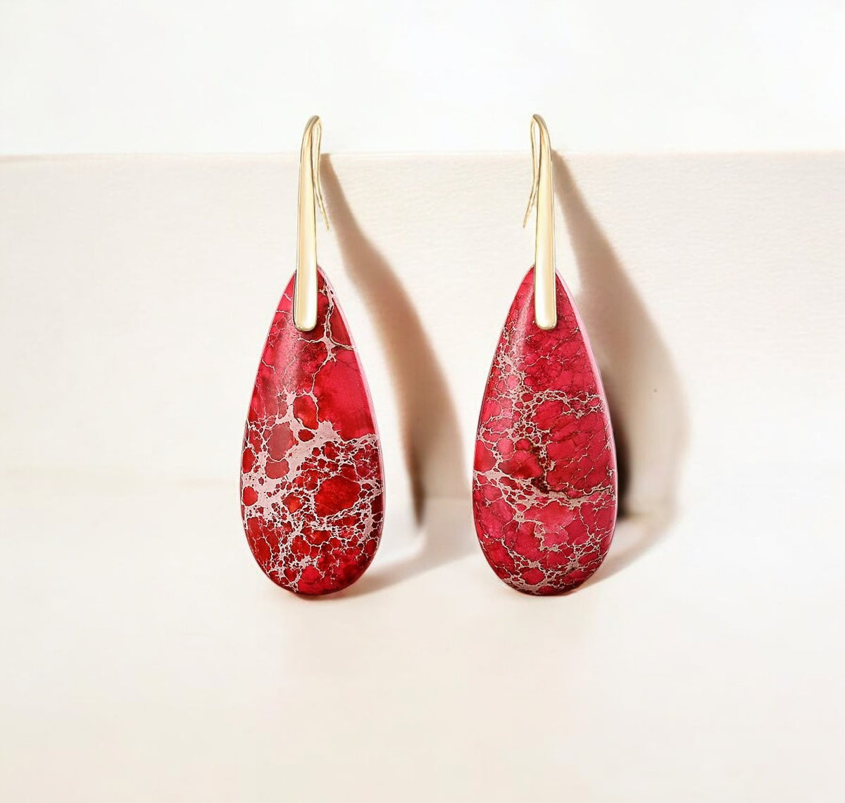 Brincos de Gota de Jaspe Imperial Vermelho