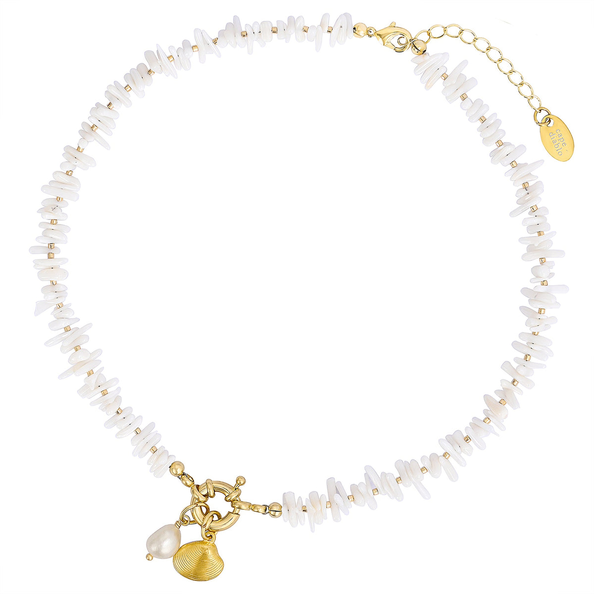Colar de Pérolas com Conchas Costeiras