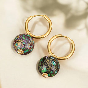 Brincos de Argola com Orbe Manchado Eclipse Esmeralda