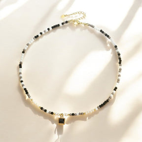 Colar Gargantilha de Cristal Glamour Monocromático
