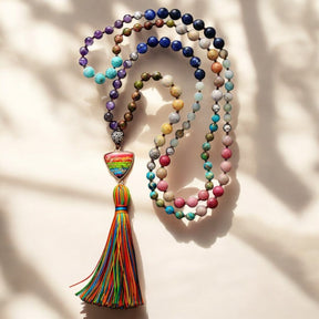 Colar com Pingente de Franjas Chakra