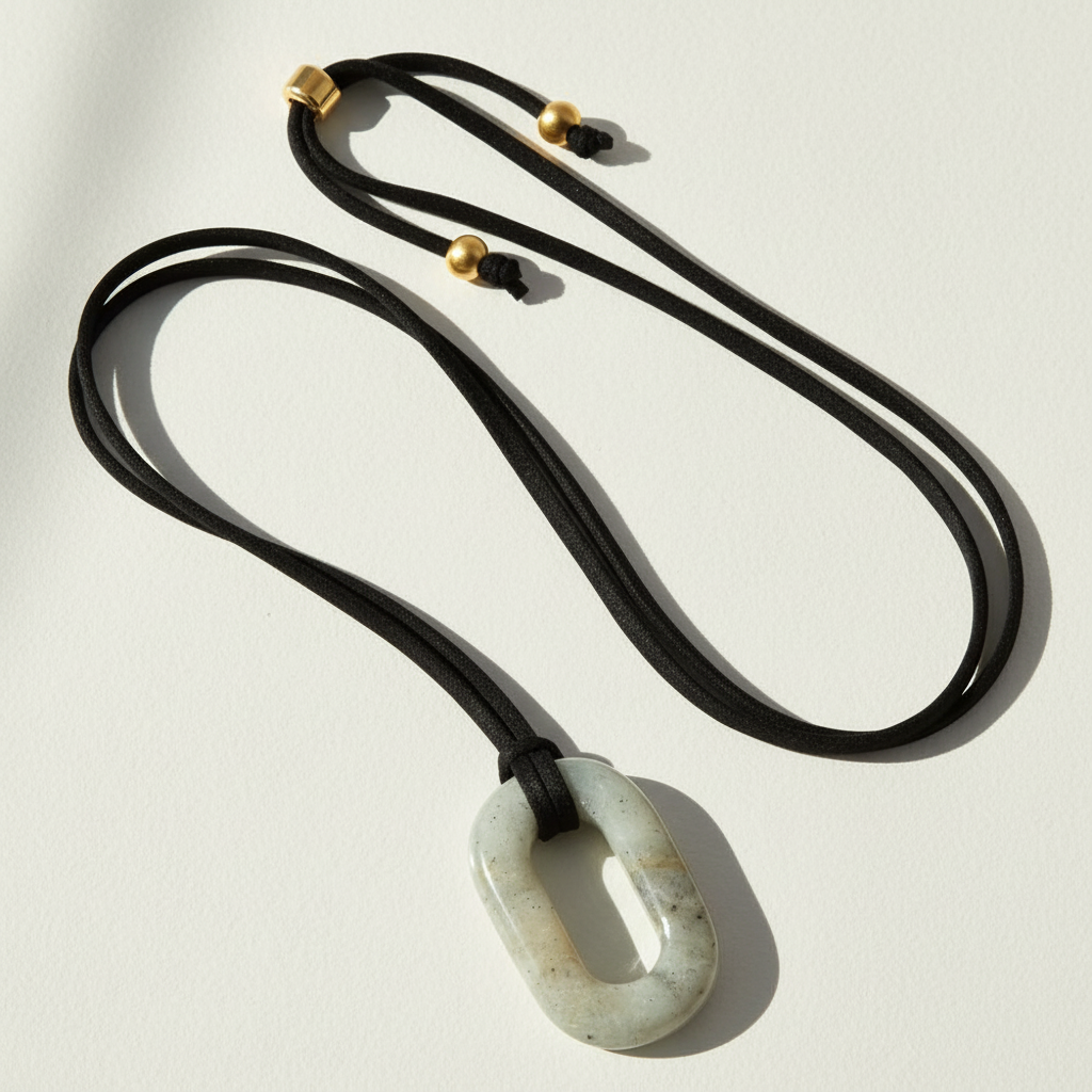 Colar Serenidade Labradorita de Camurça